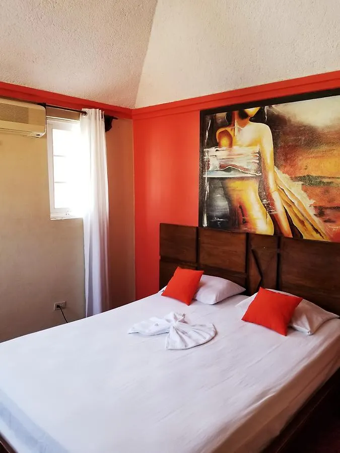 Daniella Inn Hotel Musseau